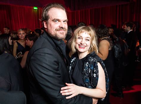 Stranger Things’ David Harbour and GF Alison Sudol。